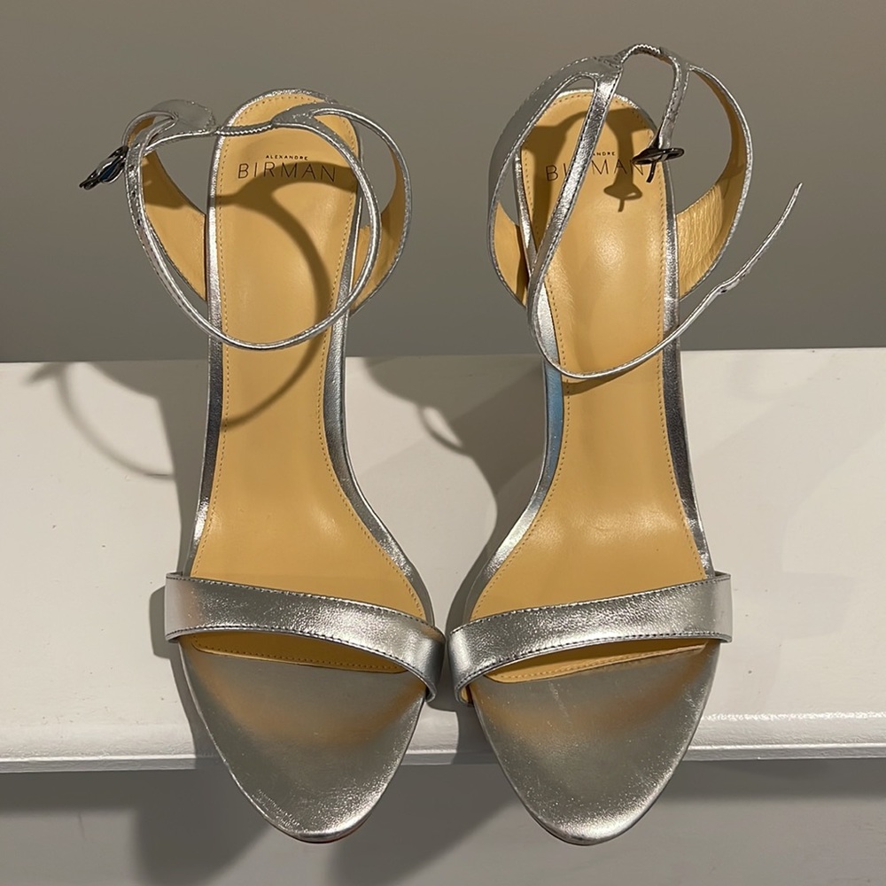 Alexandre Birman Leather High-Heeled Sandals
Size 10 US | EU 40